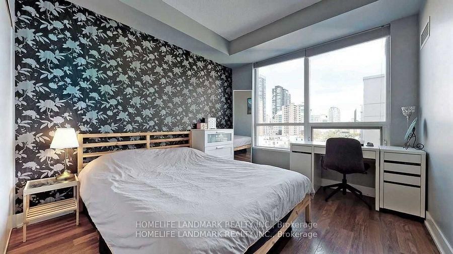 120 Homewood Ave 902 · Photo 9